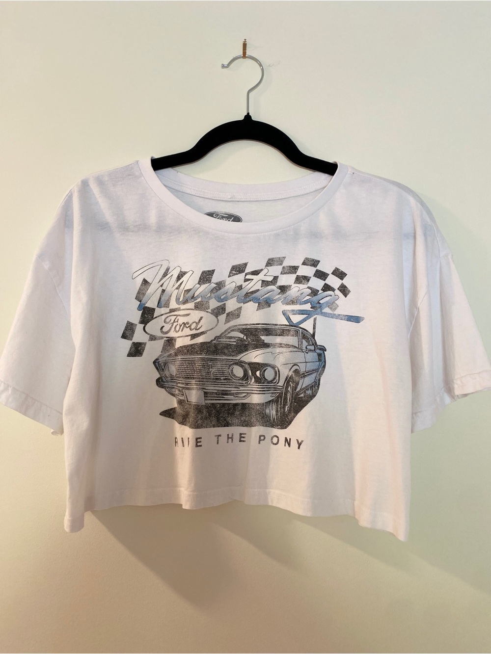 Ford Mustang "Ride the Pony" Graphic Cropped Tee, Women’s L